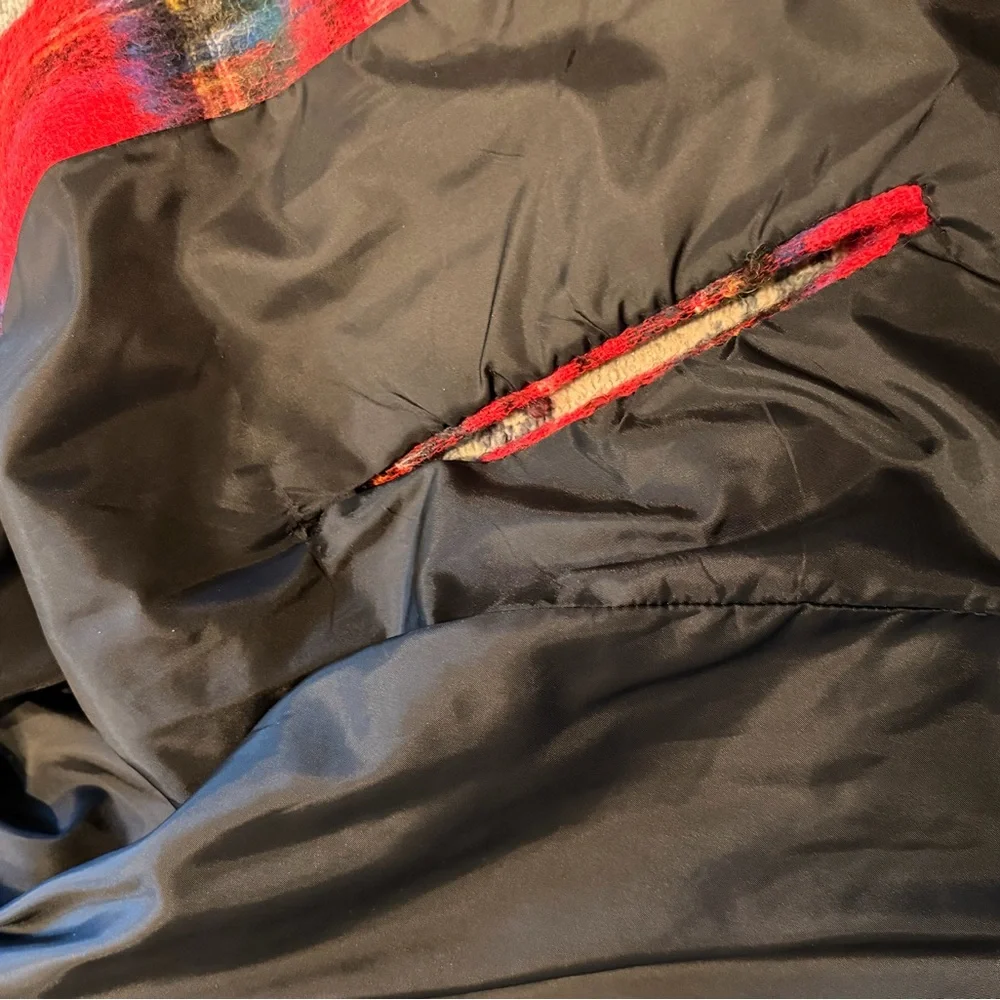 Vintage Red Plaid Women's Cape - Picture 9 of 9